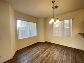 10618 Allegrini Dr in Las Vegas, NV - Building Photo - Building Photo