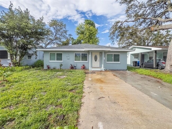 2562 18th Ave N in St. Petersburg, FL - Building Photo - Building Photo