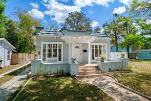 829 N Hyer Ave in Orlando, FL - Building Photo