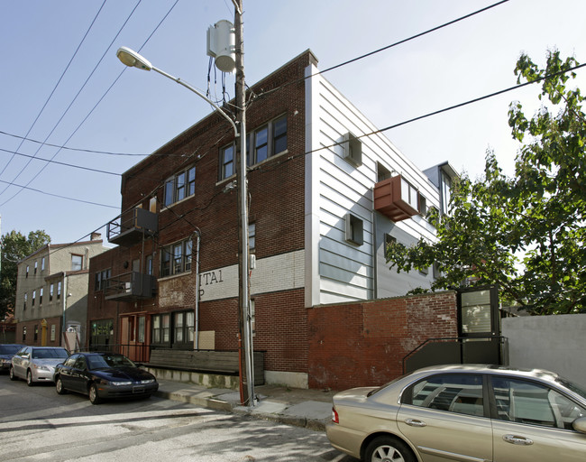 144-150 W Laurel St in Philadelphia, PA - Foto de edificio - Building Photo