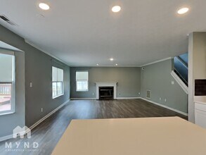 6410 Hollingsworth Dr, Unit 1538 in Indianapolis, IN - Building Photo - Building Photo