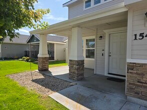 15437 N Bonelli Ave in Nampa, ID - Building Photo - Building Photo