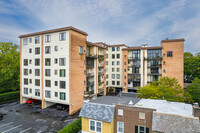 Hamilton House Condominiums in Wilmington, DE - Building Photo - Building Photo