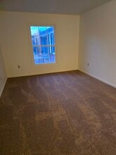 1212 W Water St, Unit 208 in Elmira, NY - Building Photo - Building Photo