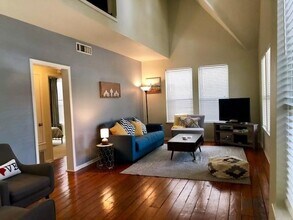 1213 Parkway in Austin, TX - Building Photo - Building Photo