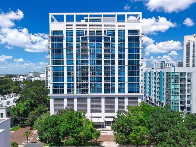property at 260 S Osceola Ave