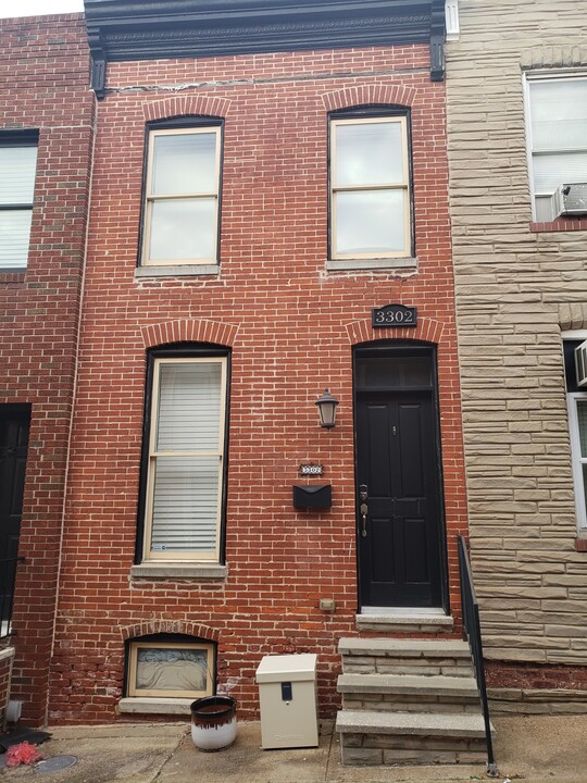 3302 Schuck St in Baltimore, MD - Building Photo