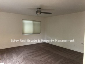 906 Military W in Benicia, CA - Building Photo - Building Photo