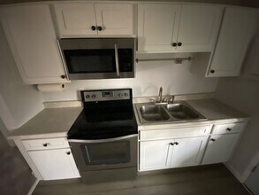 745 Dayton St in Yellow Springs, OH - Building Photo - Building Photo