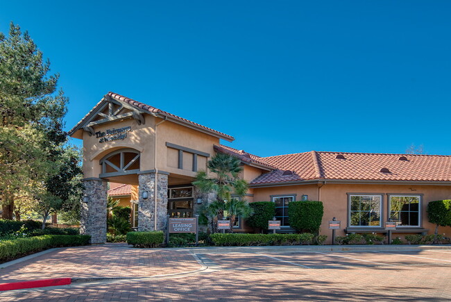 The Fairways at Westridge in Valencia, CA - Foto de edificio - Building Photo