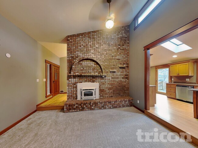 14404 121st Ave E in South Hill, WA - Building Photo - Building Photo