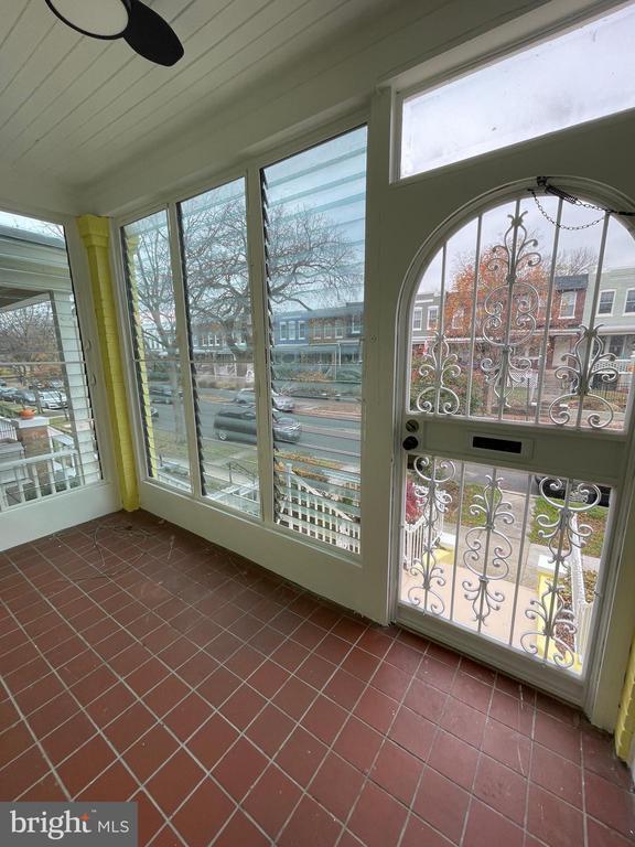 property at 539 24th St NE