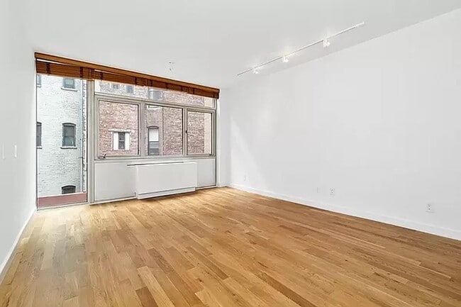 29 Prince St-Unit -4ma in New York, NY - Foto de edificio - Building Photo