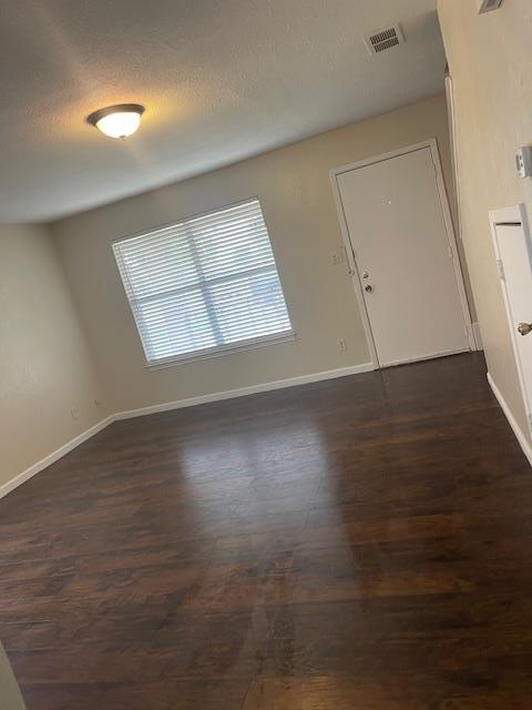 908 Guadalupe St in Lockhart, TX - Building Photo - Building Photo