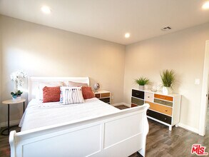 963 Wilton Pl in Los Angeles, CA - Building Photo - Building Photo