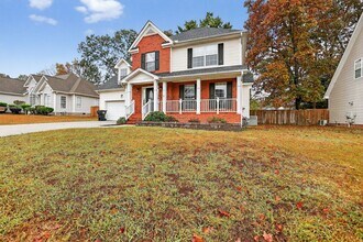 8323 Stillwater Cir in Ooltewah, TN - Building Photo - Building Photo