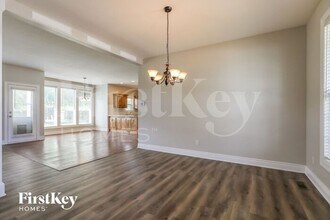 500 River Birch Rd in Raymore, MO - Building Photo - Building Photo