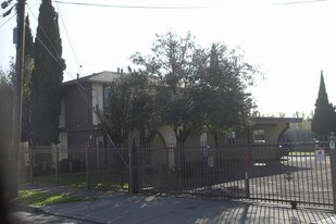 410 Ranker Pl in Hayward, CA - Building Photo