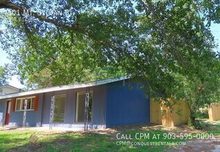 501 Mt Sylvan St in Lindale, TX - Building Photo - Building Photo