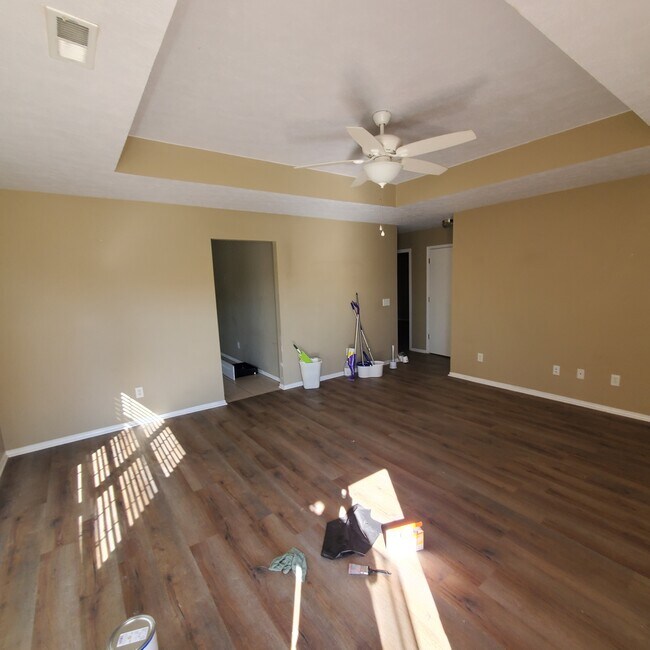 4363 W La Siesta St Rentals in Springfield, MO