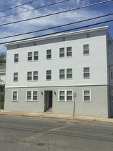 86 Apsley St in Hudson, MA - Foto de edificio - Building Photo