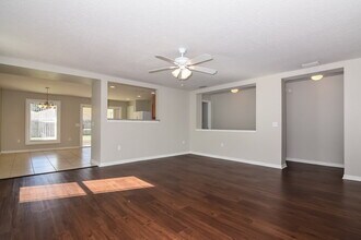 2292 Blackwood Dr in Mulberry, FL - Foto de edificio - Building Photo