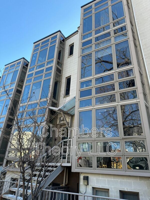211 R St NE in Washington, DC - Building Photo - Building Photo