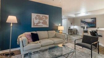 10200 Falcon Pine Blvd in Orlando, FL - Building Photo