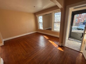 37 Hotchkiss St in New Haven, CT - Building Photo - Building Photo