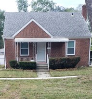 19363 Sunset St in Detroit, MI - Building Photo