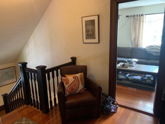 17 Clark Rd, Unit 2 in Brookline, MA - Building Photo - Building Photo