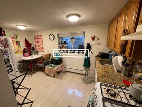 103 Gordon St, Unit G3 in Boston, MA - Foto de edificio - Building Photo