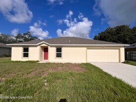 340 Wendover Rd SW in Palm Bay, FL - Building Photo