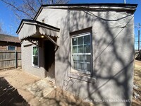 1920 20th St in Lubbock, TX - Building Photo - Building Photo