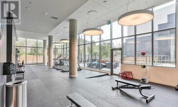 160 Flemington Rd in Toronto, ON - Building Photo - Building Photo