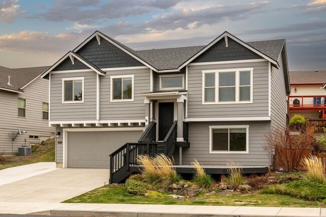 20665 Tango Creek Ave in Bend, OR - Building Photo - Building Photo