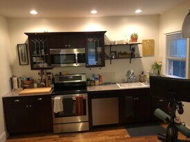 98 Walworth St, Unit 2 in Saratoga Springs, NY - Building Photo
