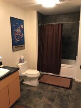 301 N Neil St, Unit 710 in Champaign, IL - Building Photo - Building Photo