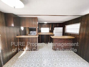 59 Magic Dr in Old Fort, NC - Building Photo - Building Photo