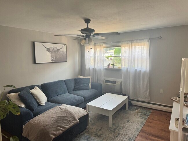 701 Adams St in Boston, MA - Building Photo - Building Photo