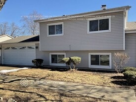 505 N La Londe Ave in Lombard, IL - Building Photo