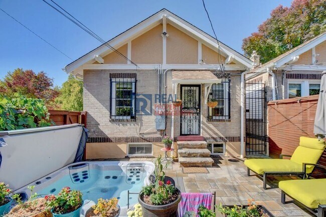 594 S Ogden St in Denver, CO - Building Photo - Building Photo