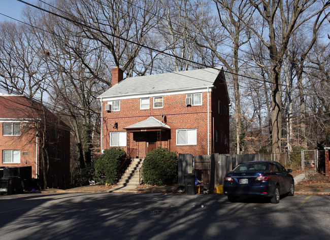 8212 Houston Ct in Takoma Park, MD - Building Photo - Building Photo