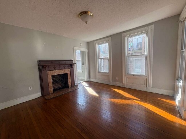 299 Norton St, Unit 2 in New Haven, CT - Building Photo - Building Photo