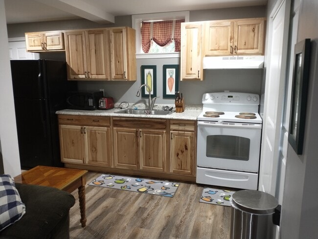 22126 Highland Rd, Unit 2 Bedroom Apartment in Culpeper, VA - Building Photo - Building Photo