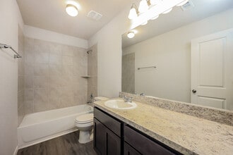 9326 Somers Bend in San Antonio, TX - Building Photo - Building Photo