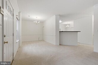 1640 Fallowfield Ct in Crofton, MD - Building Photo - Building Photo