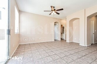 5008 Sparkling Sky Ave in Las Vegas, NV - Building Photo - Building Photo