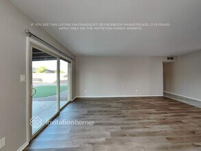 2232 E Harmony Ave in Mesa, AZ - Building Photo - Building Photo