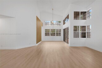 1525 Seabay Rd in Weston, FL - Building Photo - Building Photo